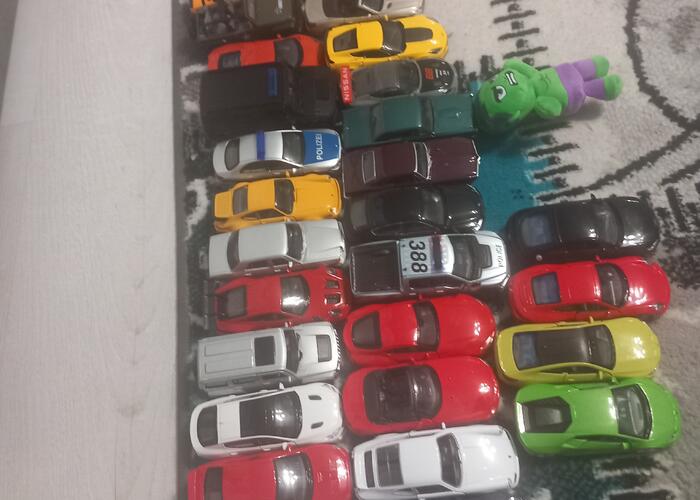 Grajewo ogłoszenia: Sprzedam nowe autka metalowe, nikt się nimi nie bawił, tylko...